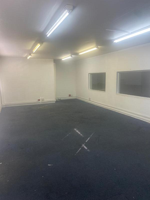 To Let commercial Property for Rent in Deal Party Eastern Cape